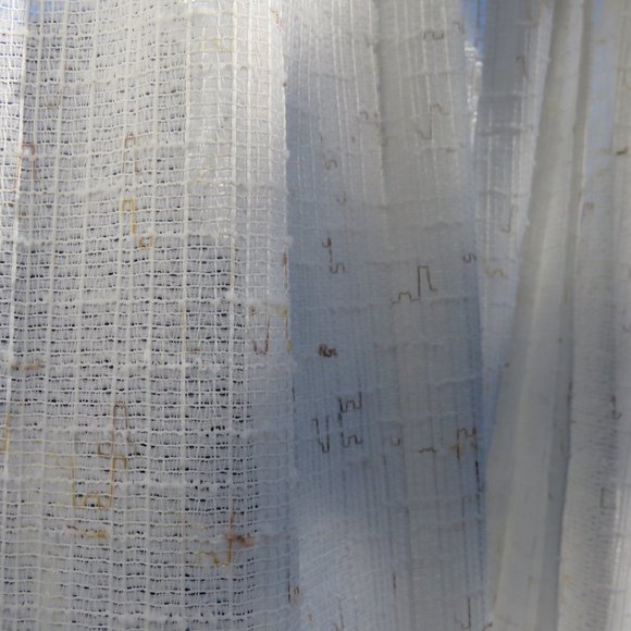 Long retro loose weave net curtains -white w/ brown/taupe/ecru textured banding - Picture 6 of 16